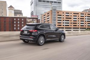 Mercedes-Benz GLA250 4Matic AMG Line 2020 года  (NA)